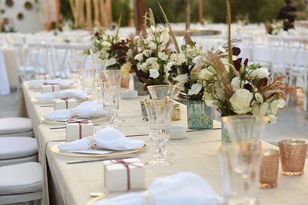 fall-wedding-nicosia-luch-arrangments-boho-chic-details_24