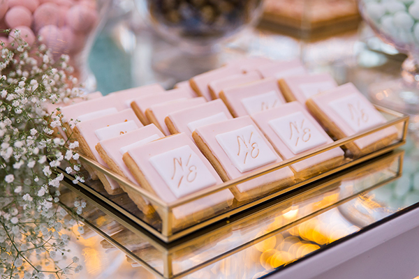 impress-guests-fantastic-decoration-blooms--orchids-baby-breath_11