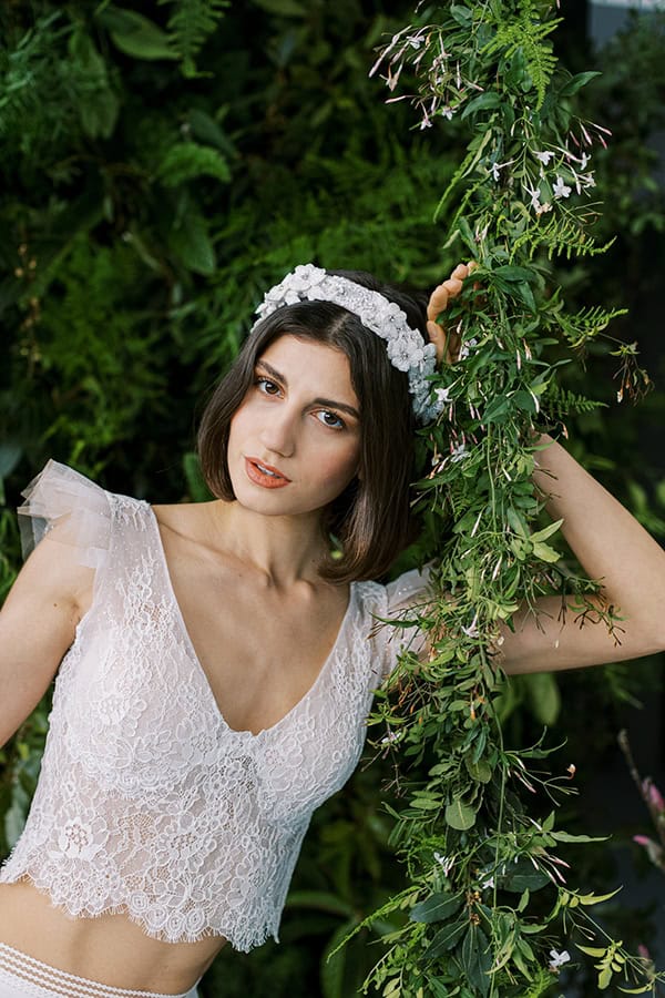 impressive-bridal--headbands-tiaras-hair-accessories-utterly-romantic-look_06