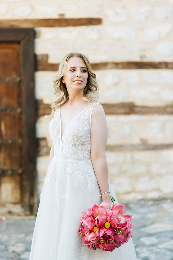 romantic-summer-wedding-kastoria-coral-peonies_02w