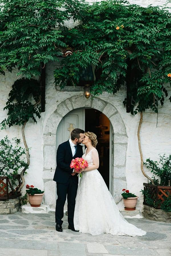 romantic-summer-wedding-kastoria-coral-peonies_29