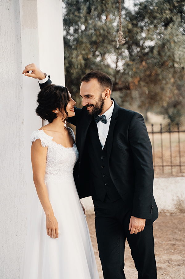 romantic-summer-wedding-paiania-white-calla-lily_04