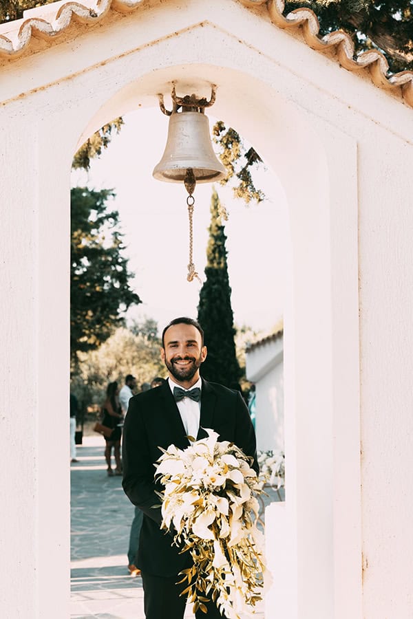 romantic-summer-wedding-paiania-white-calla-lily_19