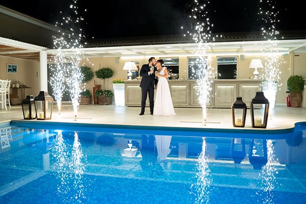 romantic-summer-wedding-paiania-white-calla-lily_29