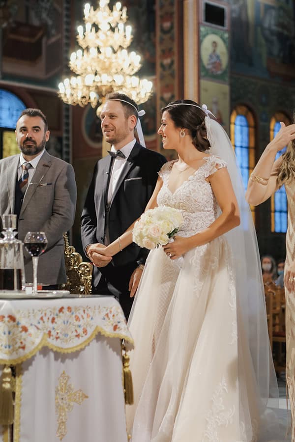 stunning-wedding-larisa-beautiful-floral-design-elegant-details_25