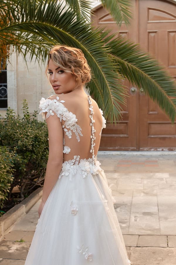 stylish-wedding-gowns-you-are-going-to-love_13