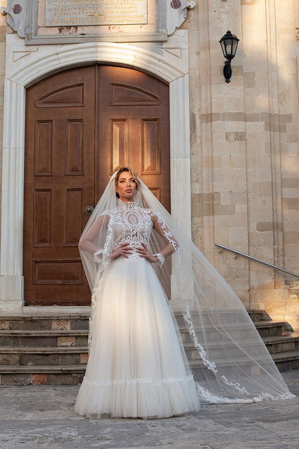 stylish-wedding-gowns-you-are-going-to-love_14
