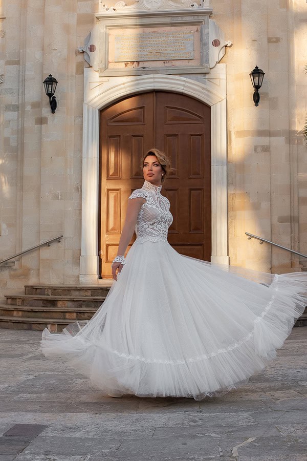 stylish-wedding-gowns-you-are-going-to-love_19x