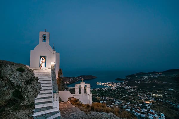 summer-wedding-serifos-stunning-floral-design_29