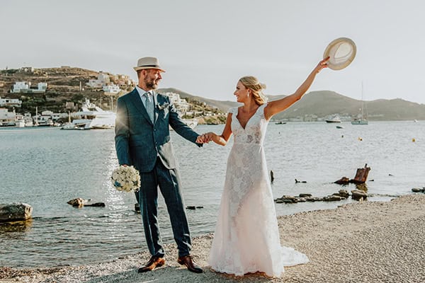 beautiful-summer-wedding-tzia-lysianthus-baby-breaths_05