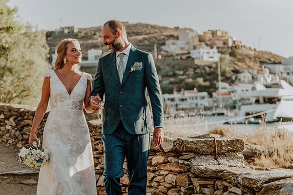 beautiful-summer-wedding-tzia-lysianthus-baby-breaths_05x