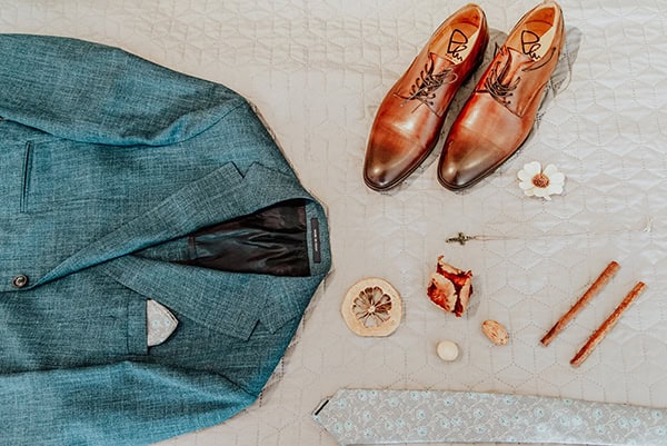 beautiful-summer-wedding-tzia-lysianthus-baby-breaths_11