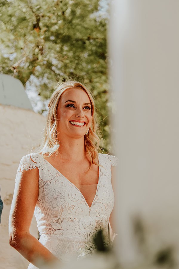 beautiful-summer-wedding-tzia-lysianthus-baby-breaths_20