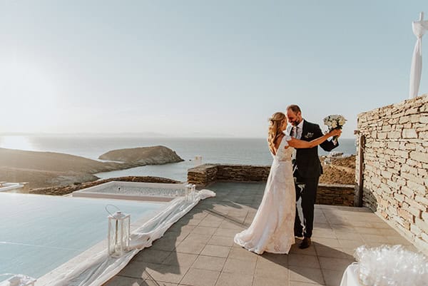 beautiful-summer-wedding-tzia-lysianthus-baby-breaths_39