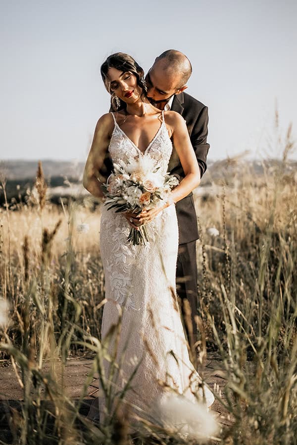 bohemian-chic-wedding-thessaloniki-pampas-grass-peonies_03