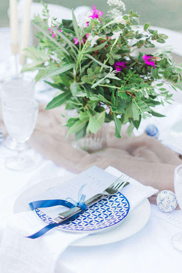 dreamy-styled-shoot-olive-grove-stunning-fuchsia-bougainvillea_09