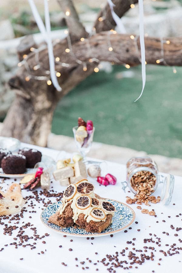 dreamy-styled-shoot-olive-grove-stunning-fuchsia-bougainvillea_13