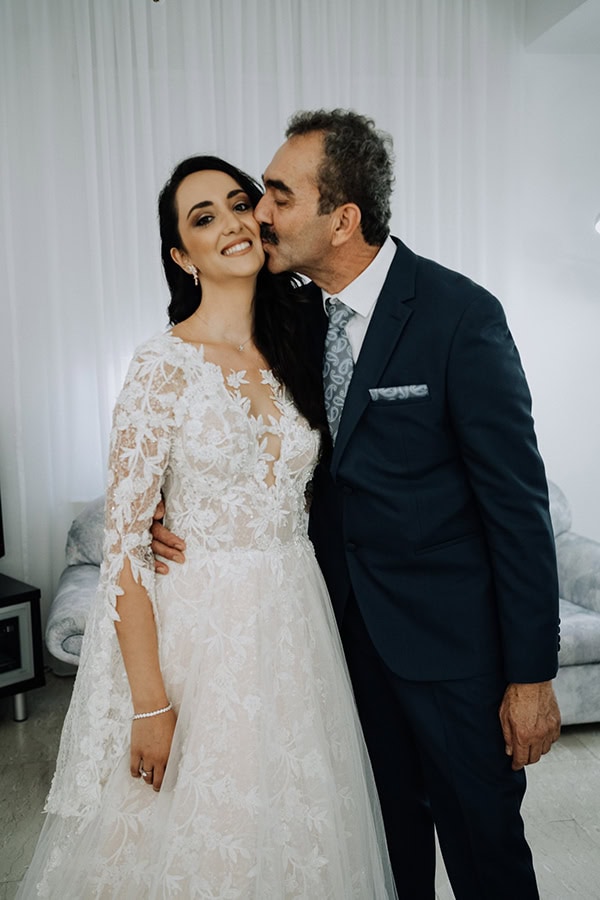 fall-wedding-nicosia-romantic-flower-arrangments_13x