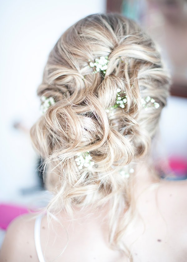 fall-wedding-paros-island-white-pink-roses_07x