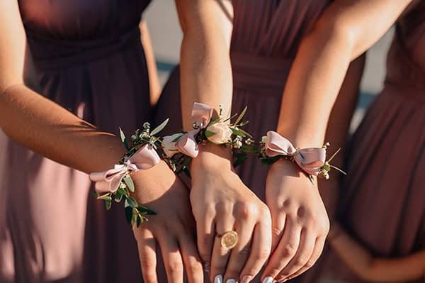 gorgeous-summer-wedding-mitilini-ultra-romantic-flower-arrangments_08x