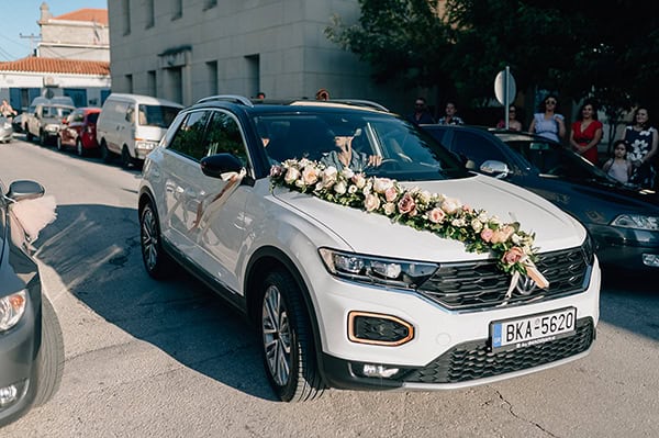 gorgeous-summer-wedding-mitilini-ultra-romantic-flower-arrangments_25