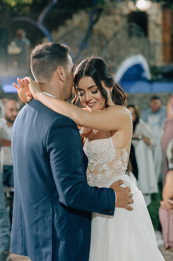 gorgeous-summer-wedding-mitilini-ultra-romantic-flower-arrangments_44