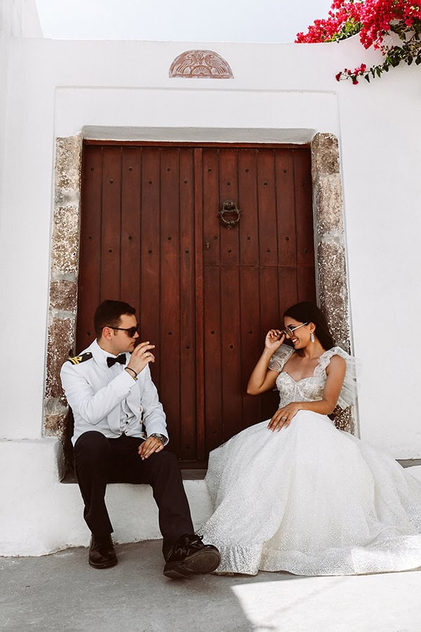 military-wedding-larissa-romantic-flowers-white-color_01