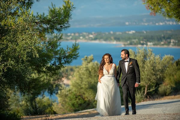 modern-wedding-sunflowers-levander_03