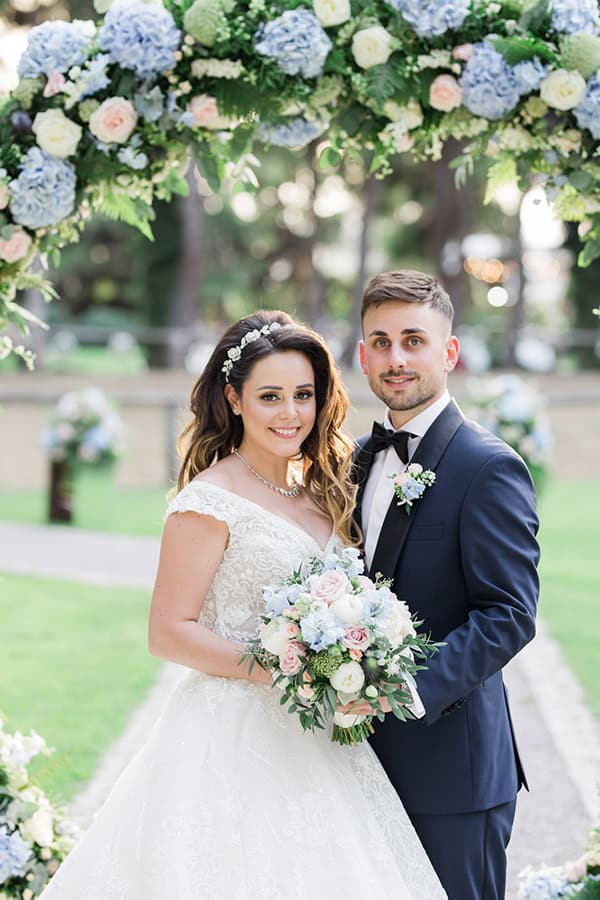 romantic-wedding-thessaloniki--roses-hydrangeas_02