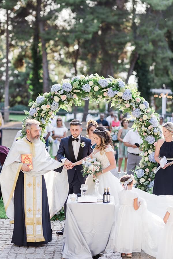 romantic-wedding-thessaloniki--roses-hydrangeas_25