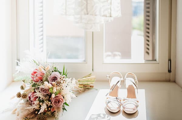 stylish-civil-wedding-bohemian-flair_04