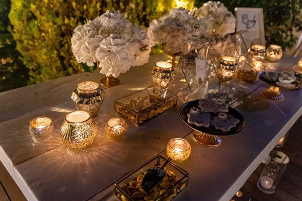 summer-wedding-athens-impressive-flower-arrangments-white-roses_20