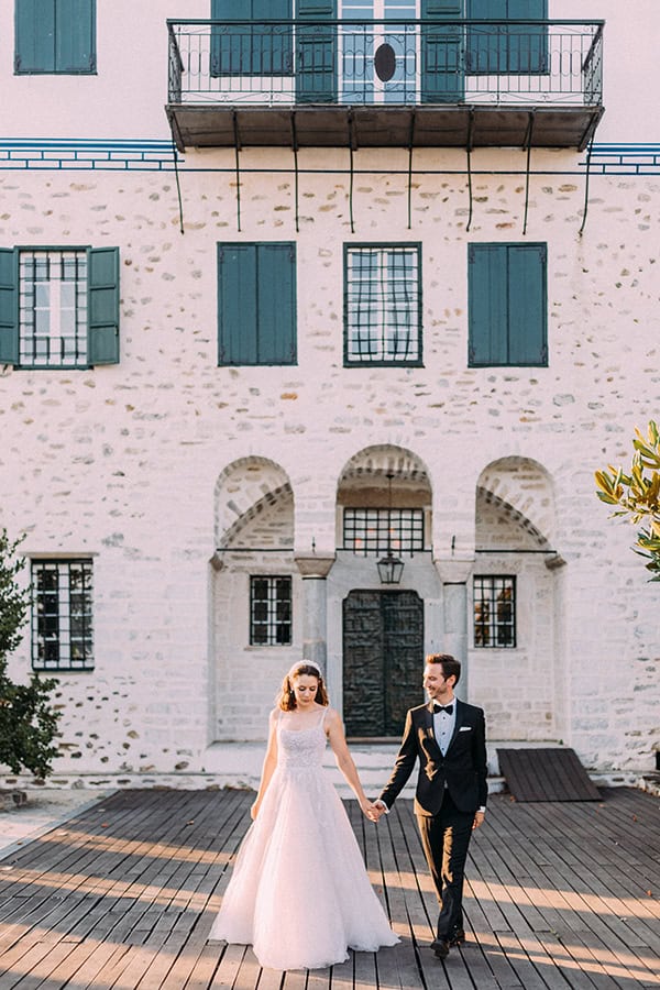 al-fresco-wedding-olive-grove-pelion-romantic-details_04x