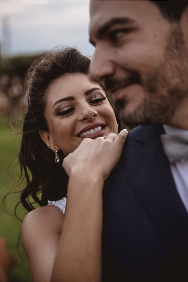 beautiful-fall-wedding-athens-romantic-flower-arrangments_36