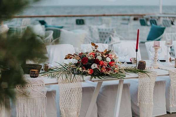 boho-chic-wedding-reception-setting-macrame-creations_10x