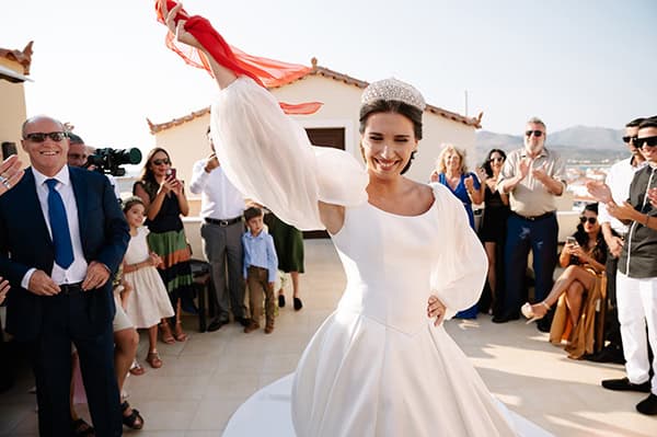 fairytale-wedding-elafonisos-impressive-flower-arrangements_07