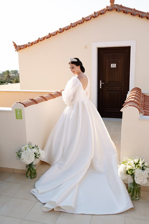 fairytale-wedding-elafonisos-impressive-flower-arrangements_09