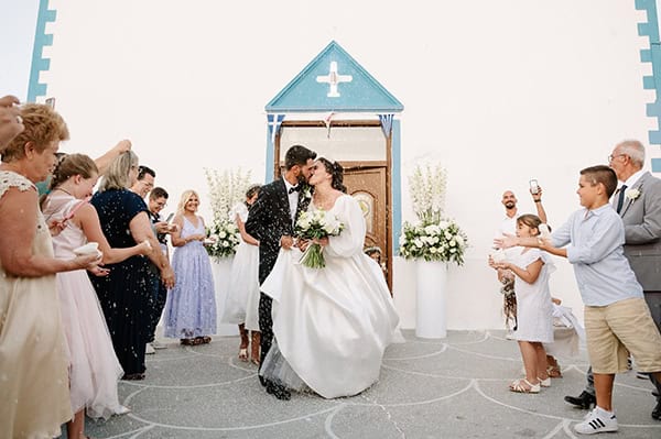 fairytale-wedding-elafonisos-impressive-flower-arrangements_21