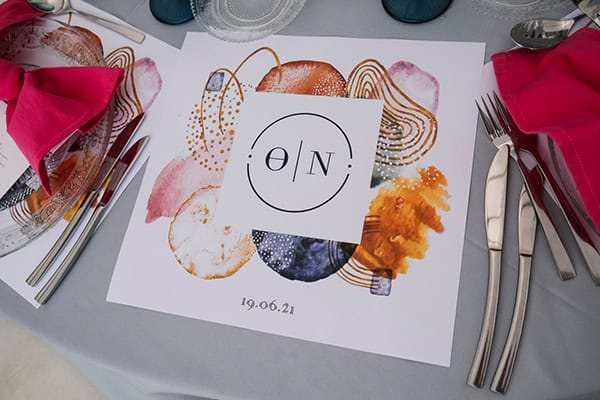 impressive-wedding-decoration-stunning-florals-vivid-colors_04