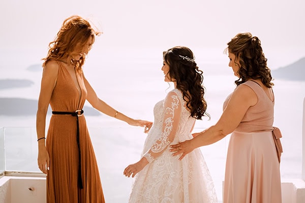 impressive-wedding-santorini-white-orchids-roses_11