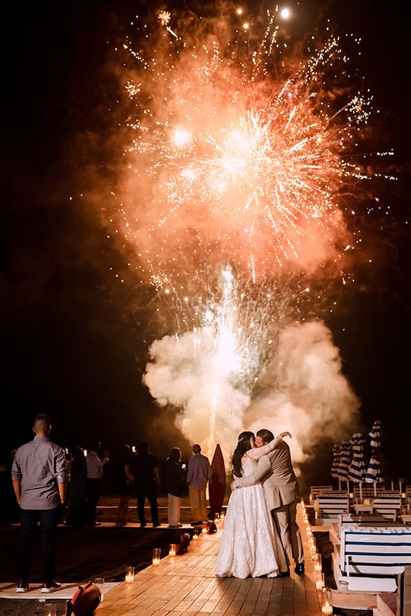 impressive-wedding-santorini-white-orchids-roses_32