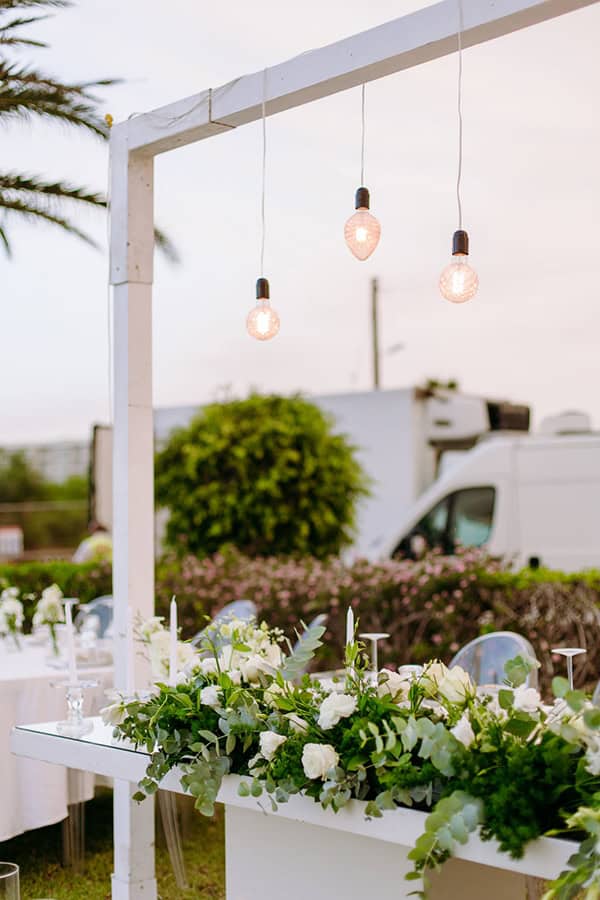 lovely-wedding-protara-white-blooms-emerald-details_66