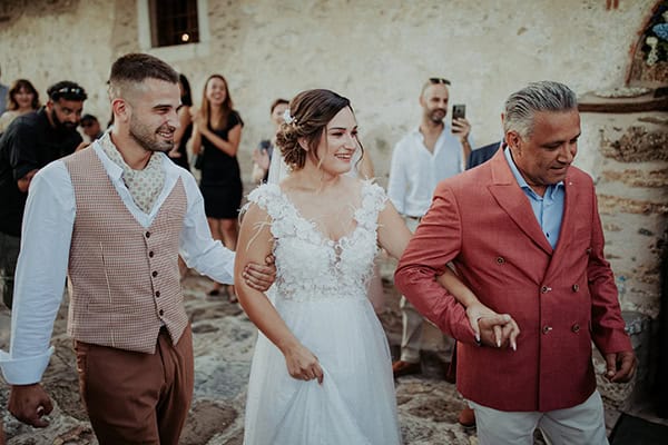 modern-summer-wedding-thessaloniki-blue-hues_37