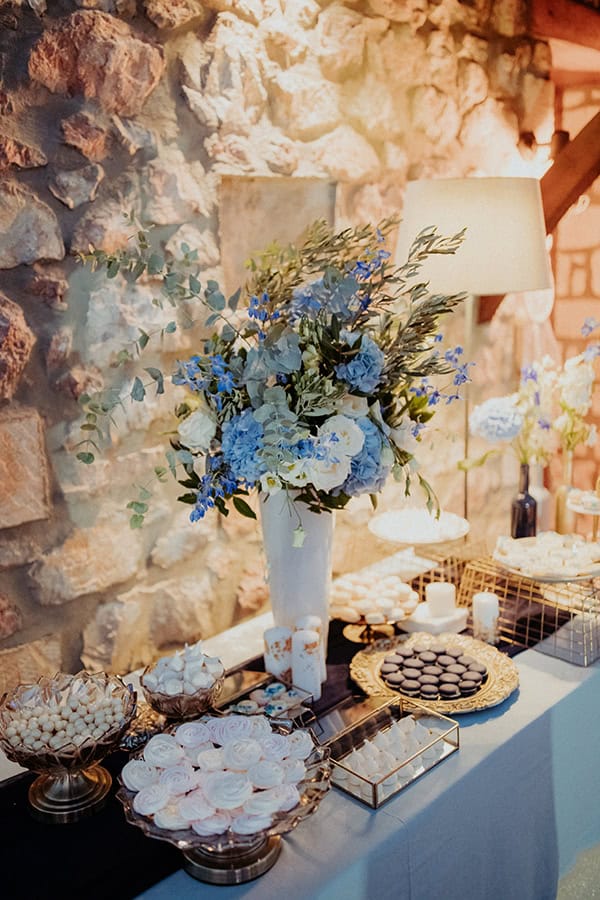 modern-summer-wedding-thessaloniki-blue-hues_50
