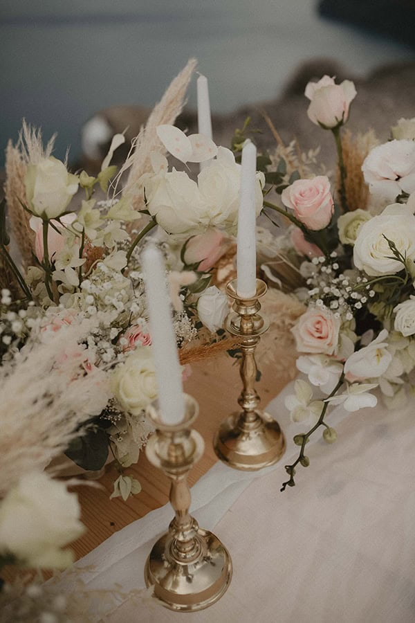 romantic-elopement-santorini-magnificent-spot-boho-chic-decoration_13