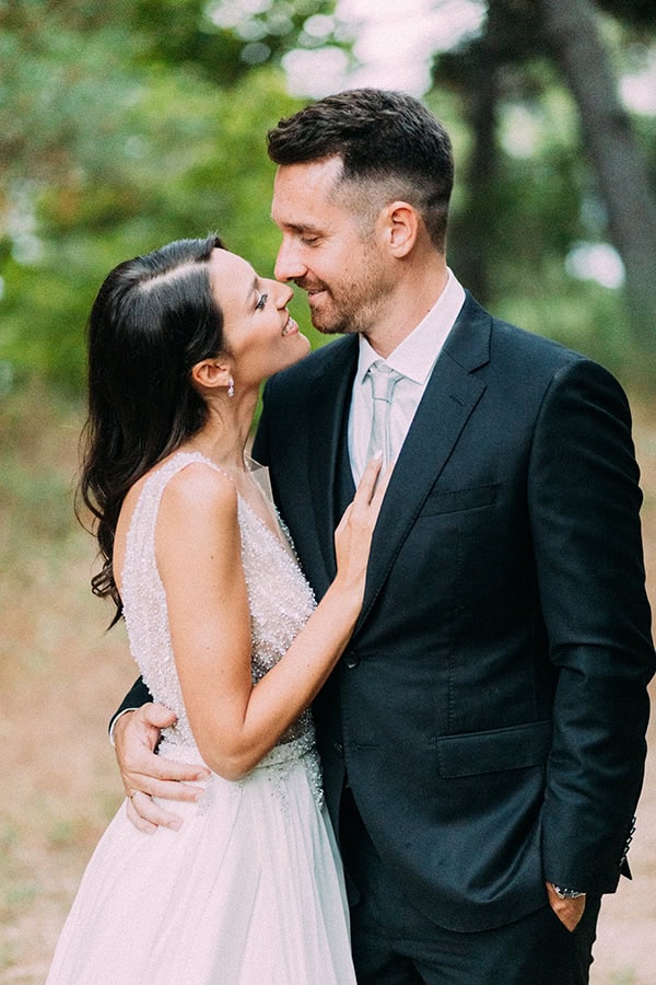 romantic-swedding-white-peonies-eucalyptus_01