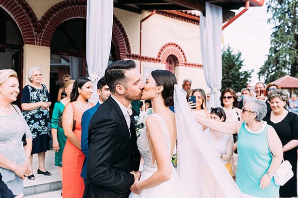 romantic-swedding-white-peonies-eucalyptus_13