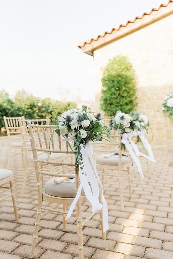 romantic-wedding-athens-white-royal-blue-details_09x