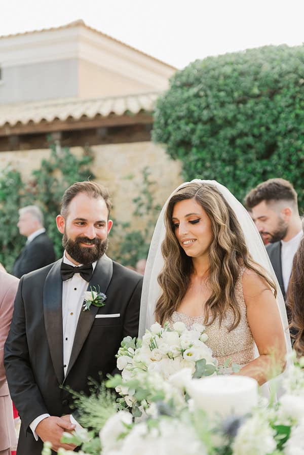 romantic-wedding-athens-white-royal-blue-details_14
