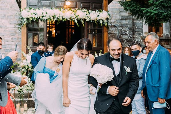 Stylish γάμος στο Πήλιο με λευκές και πράσινες αποχρώσεις │ Βικτωρία & Γιάννης